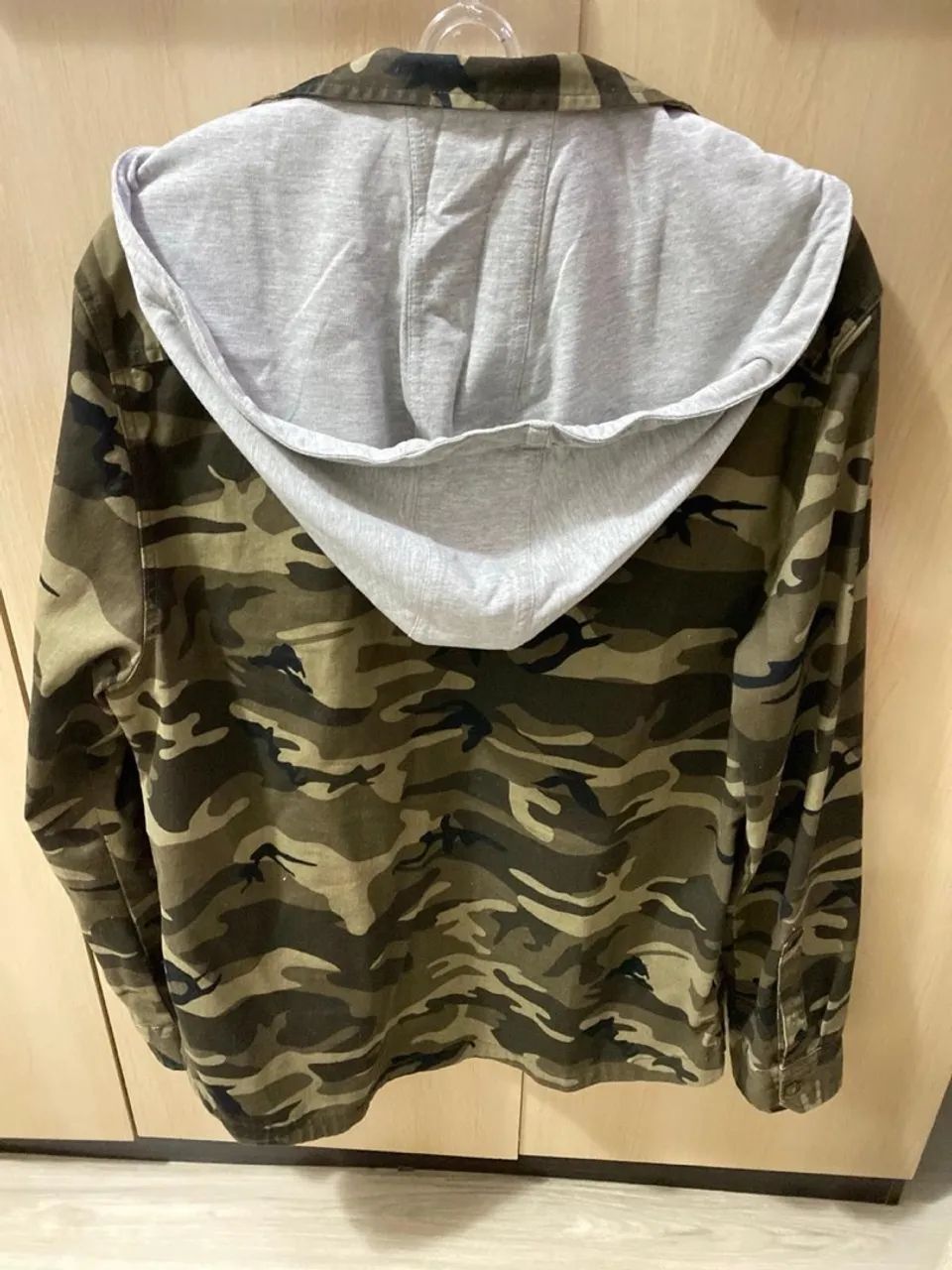 Jaqueta Camuflada com Capuz Clock House G nova - Foto 2