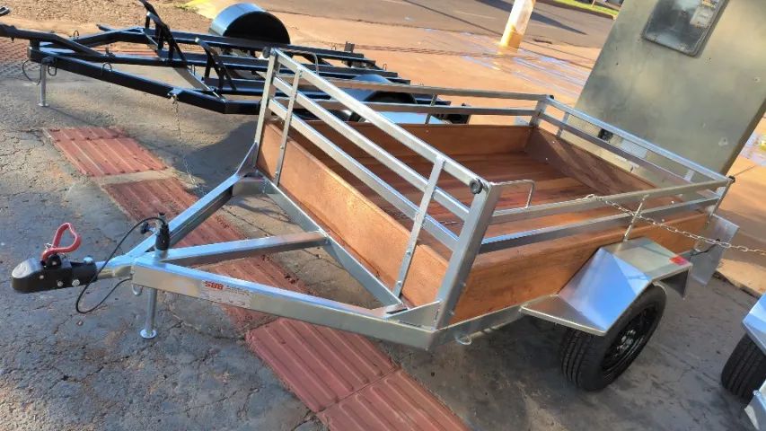 Carretinha reboques em até 12 x sem juros no cartão com parcelas a partir de 415.00 - Foto 2