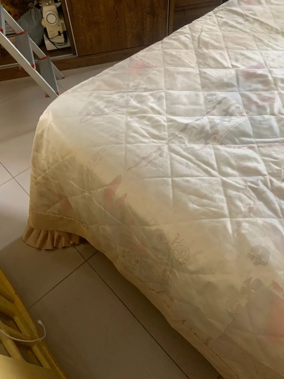 Colcha e porta travesseiros de cetim 