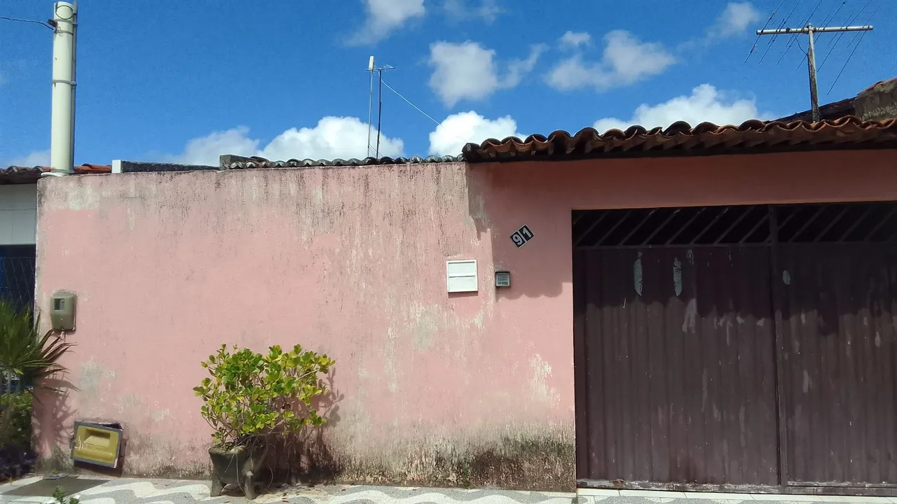 Vendo uma casa