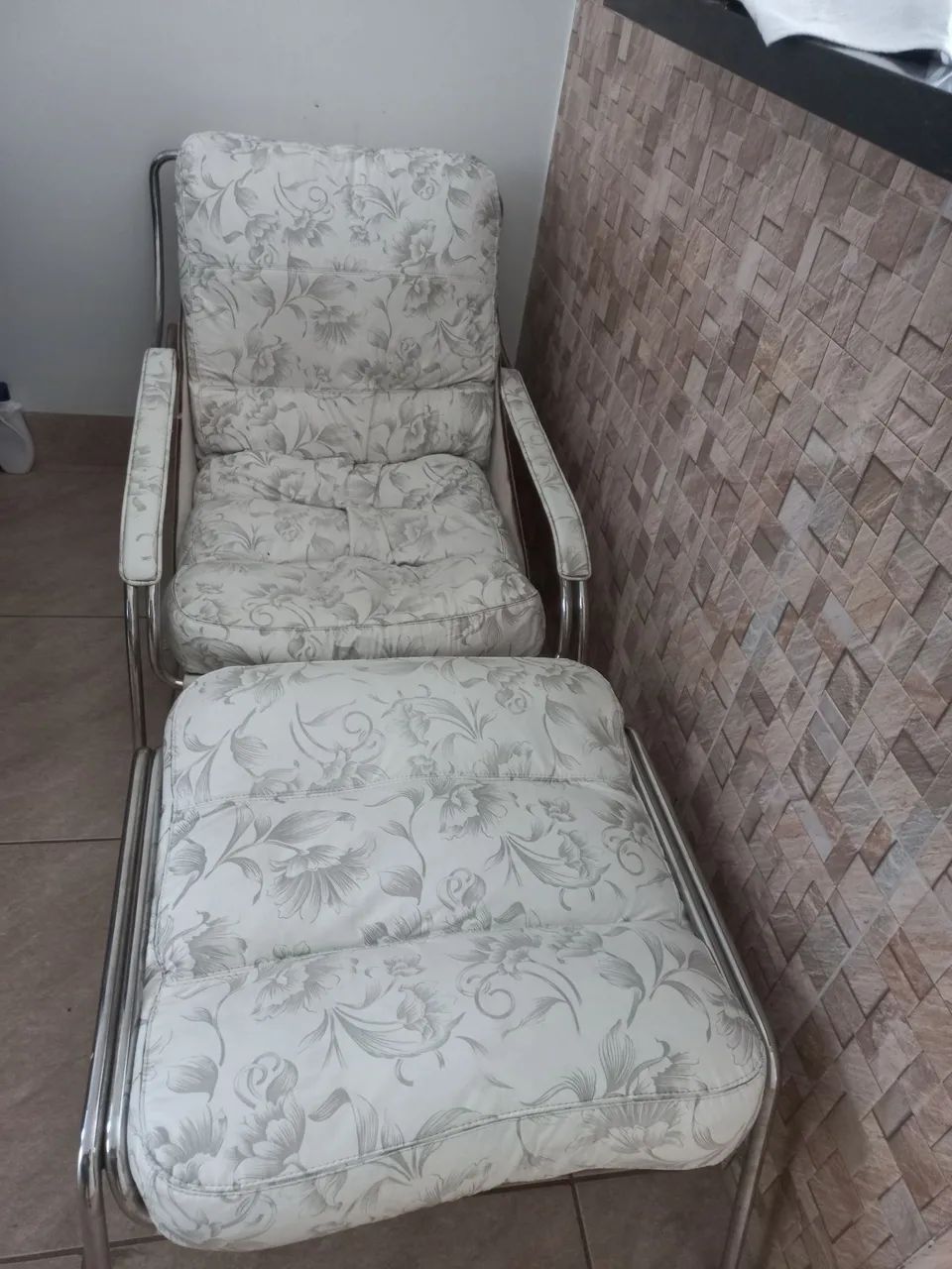 Poltrona com apoio  - Foto 3
