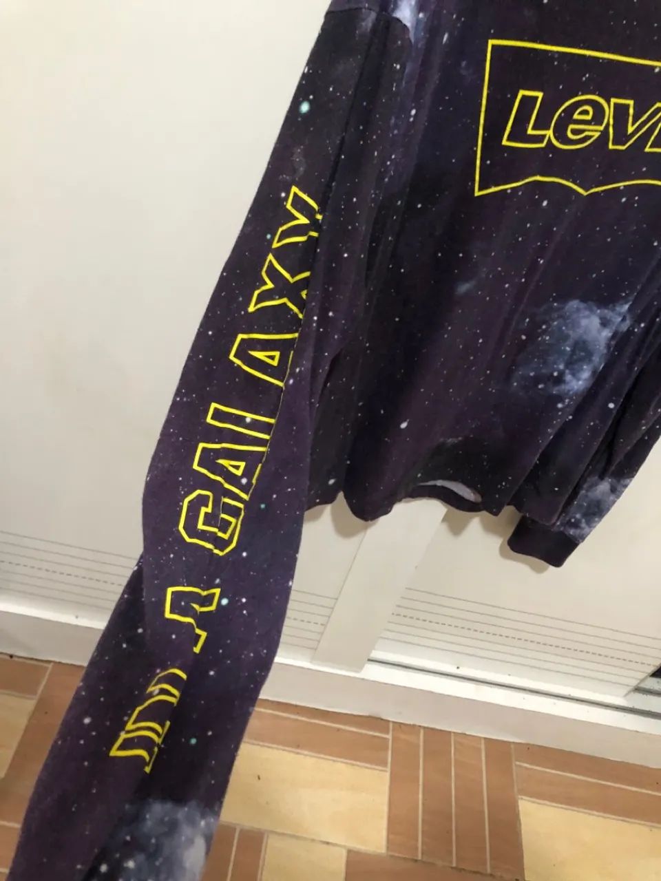 Camiseta Levi's Star Wars Galaxy - Foto 2