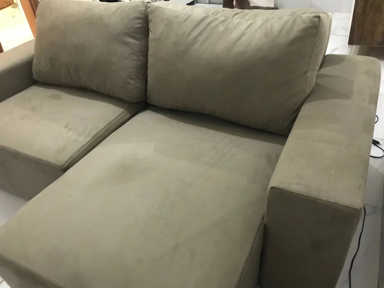 Reforma de sofá  suede.