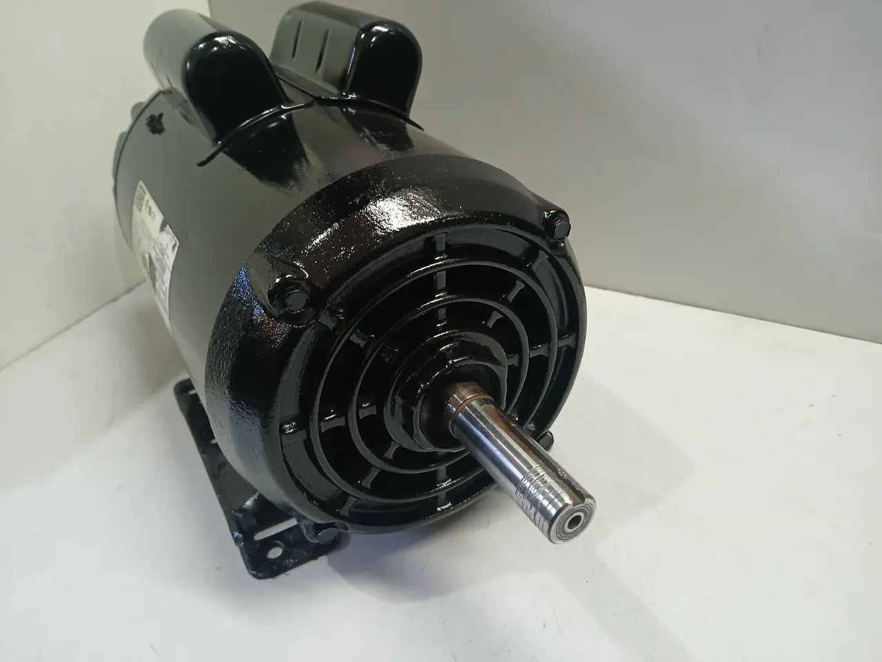 Motor elétrico weg monofásico 3 cv 2 pólos  - Foto 2