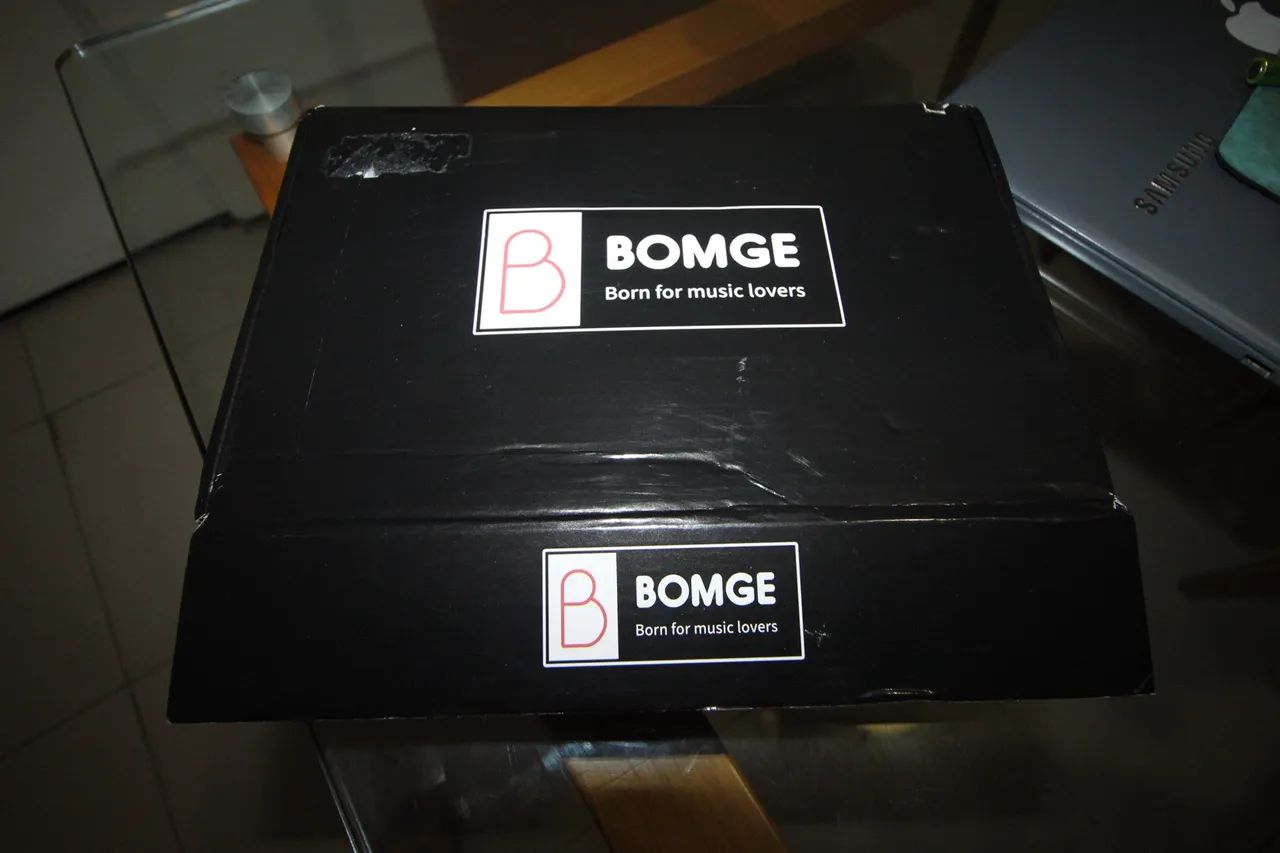 TRANSMISSOR SEM FIO MICROFONE LAPELA PROFISSIONAL BOMGE - Foto 2