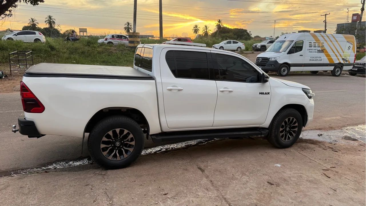 Toyota Hilux 2021  - Foto 2
