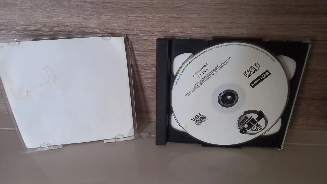 FIFA FOOTBALL 2003 PC - Foto 2
