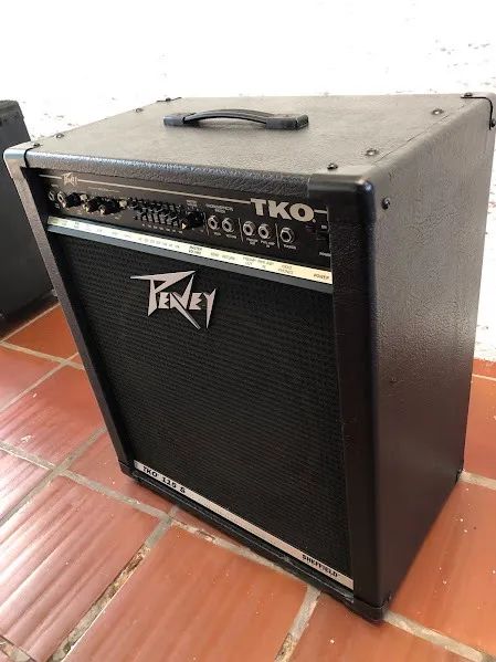 Amp. Bass 15" TKO 115S Peavey USA. parcelo no Olxpay/ML"NÃO faço Enjoei"avalio troca - Foto 4
