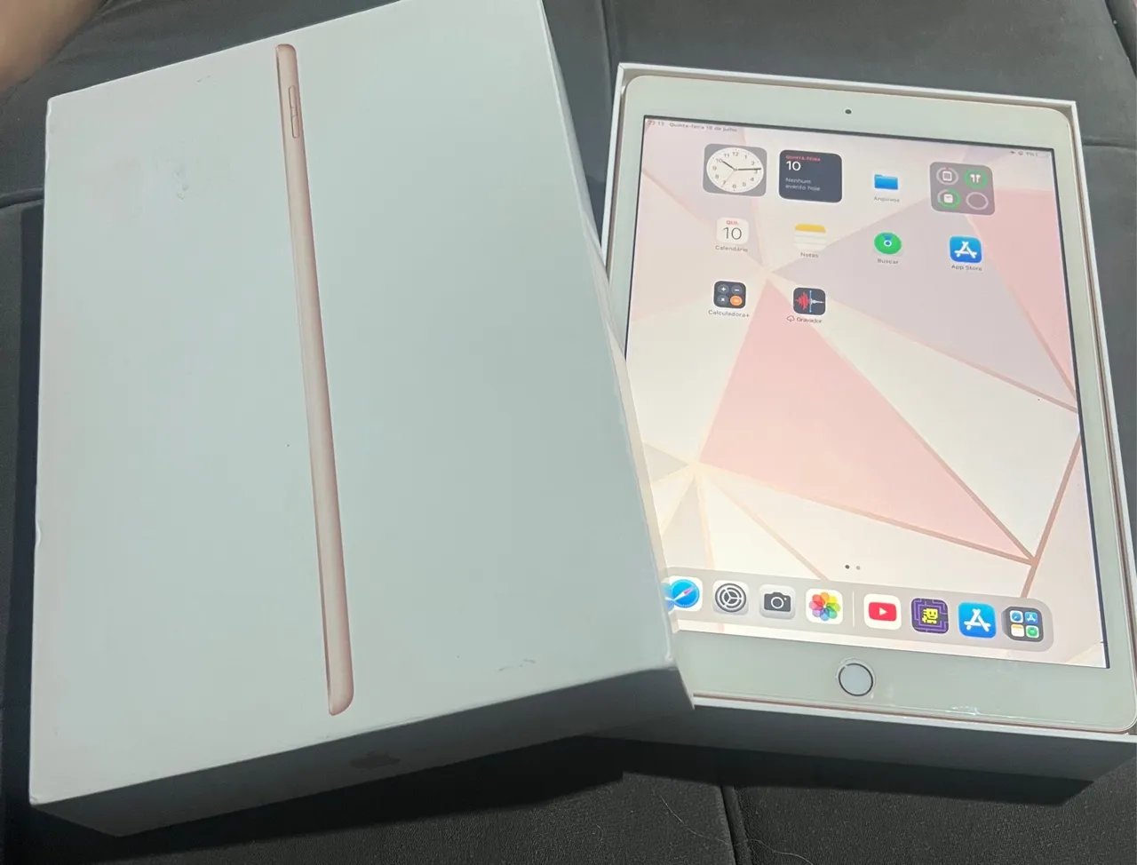 IPad Apple seminovo 7 geração Rose Gold