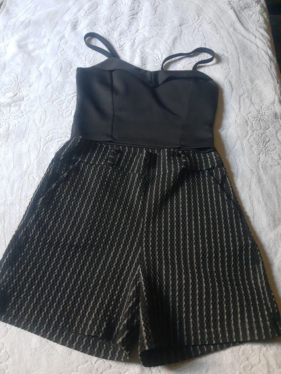 Conjunto feminino veste p ou m