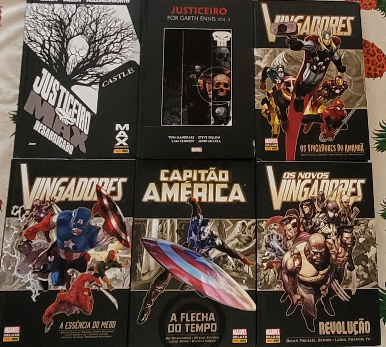 HQs Marvel - Vingadores, Capitão América, Justiceiro Max