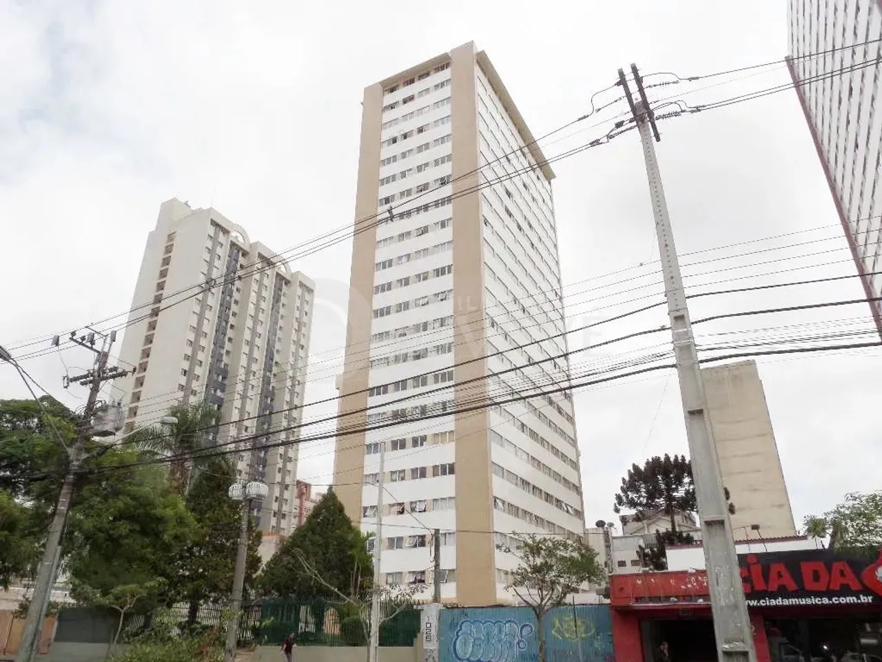 IMOBILIARIA JUVEVÊ ALUGA APARTAMENTO REBOUÇAS PRX UTFPR SHOPPING ESTAÇÃO HOSPITAL PEQUENO