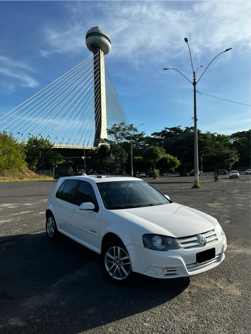 OPORTUNIDADE! GOLF 2.0 COMPLETO! NOVÍSSIMO E ÚNICO DONO!