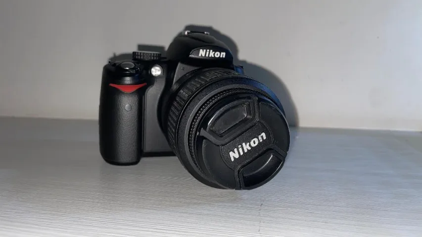 Nikon D5000 - Ótimo Estado