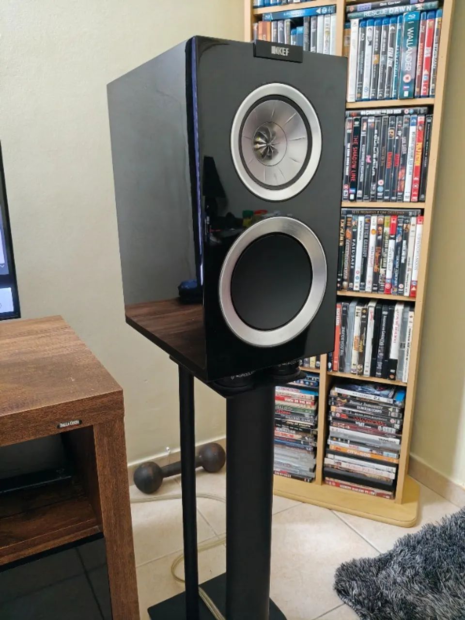 Hi Fi Kef R300 Canada KEF R300 Bookshelf Loudspeaker High Gloss