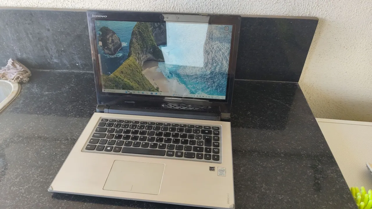 Notebook Lenovo i3 4GB RAM 119GB SSD