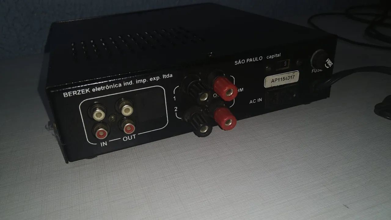 Amplificador berzek videoke  Mixer  - Foto 4