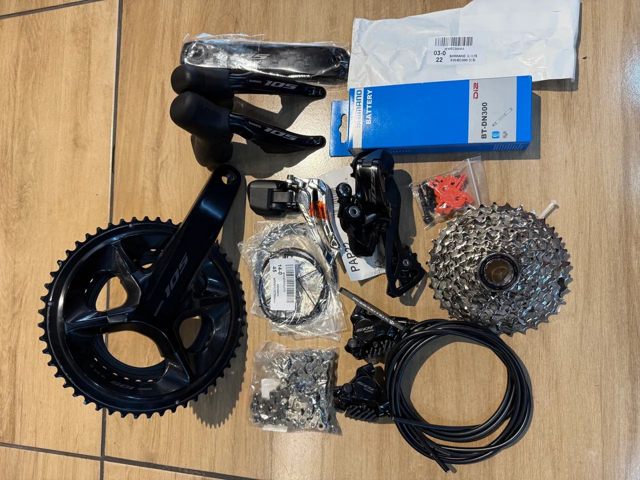 Grupo Shimano 105 de 12 v Di2 ( Eletrônico ) 