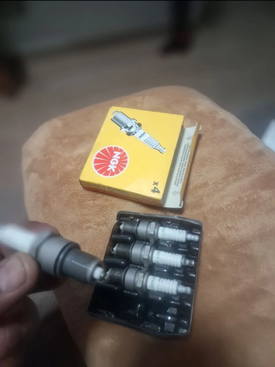 Velas e Cabos NGK GM Corsa