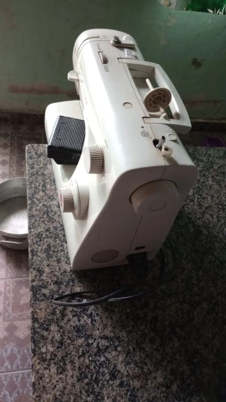 Máquina de Costura