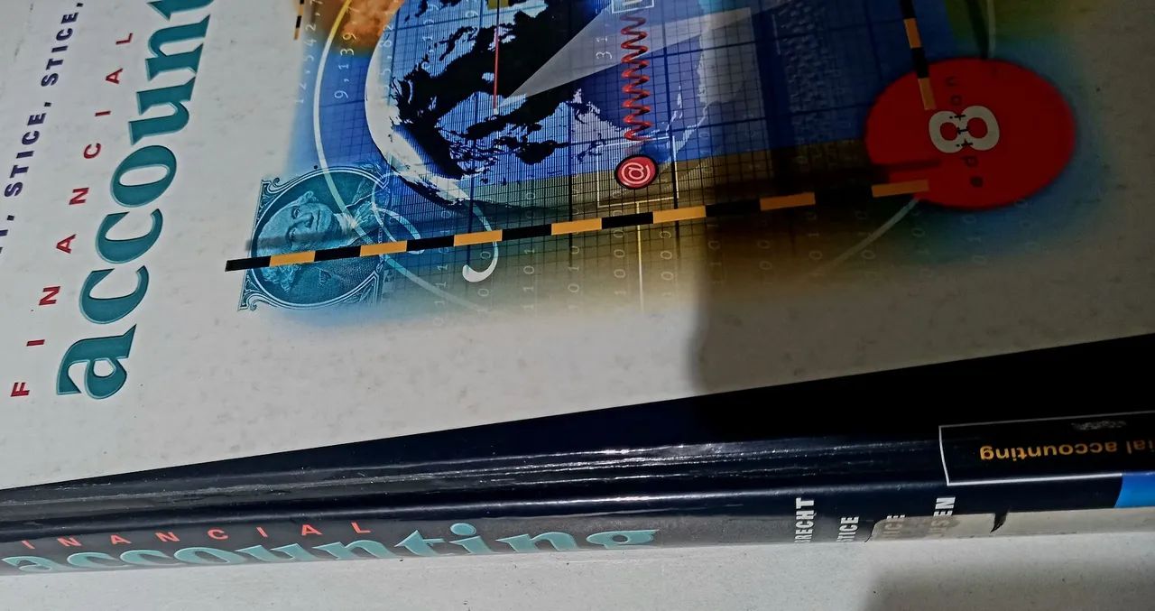 Livro Financial Accounting 8ª edição - Foto 4