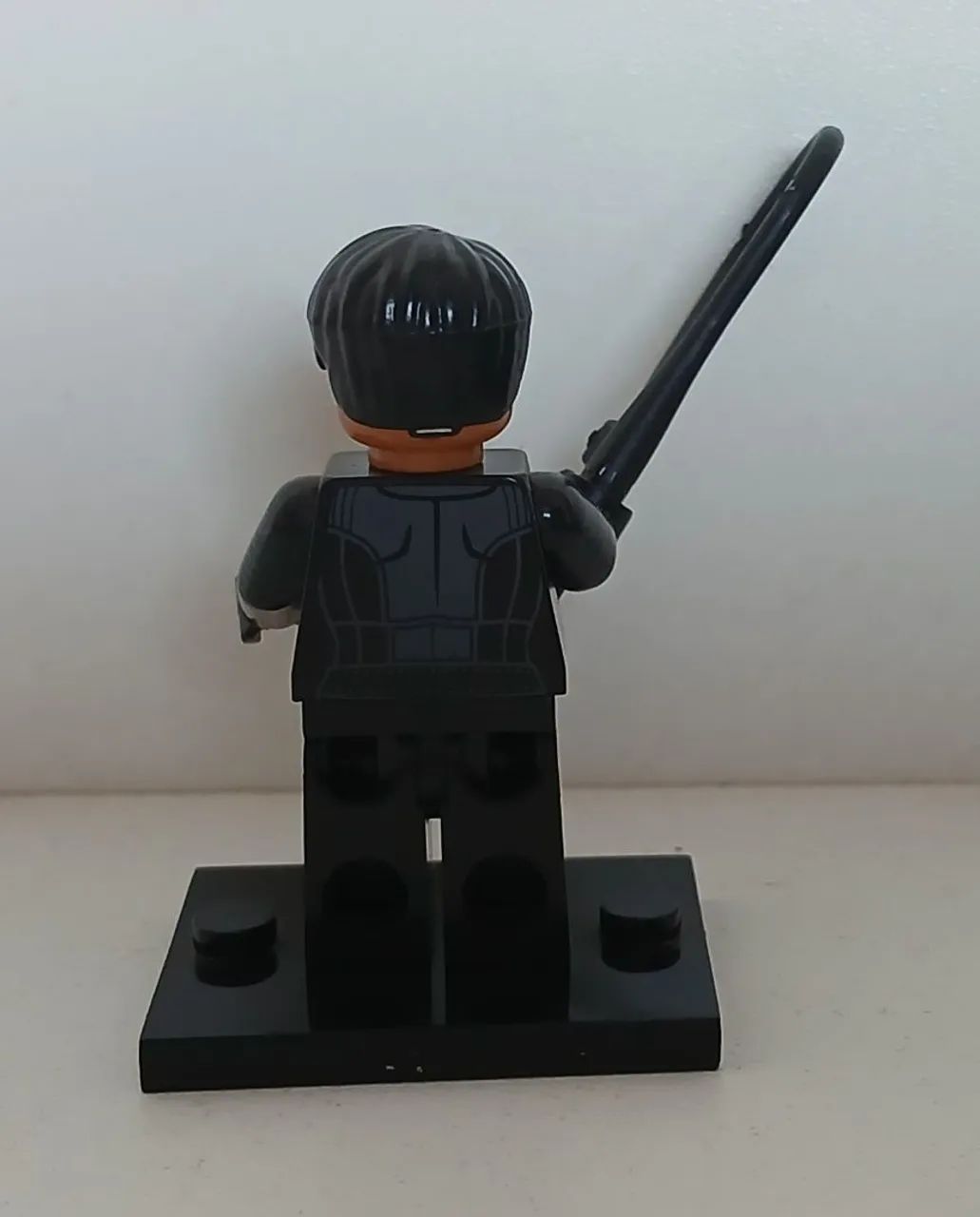 BONECO MINIATURA LEGO DC VILÃ BATMAN MULHER GATO - Foto 2