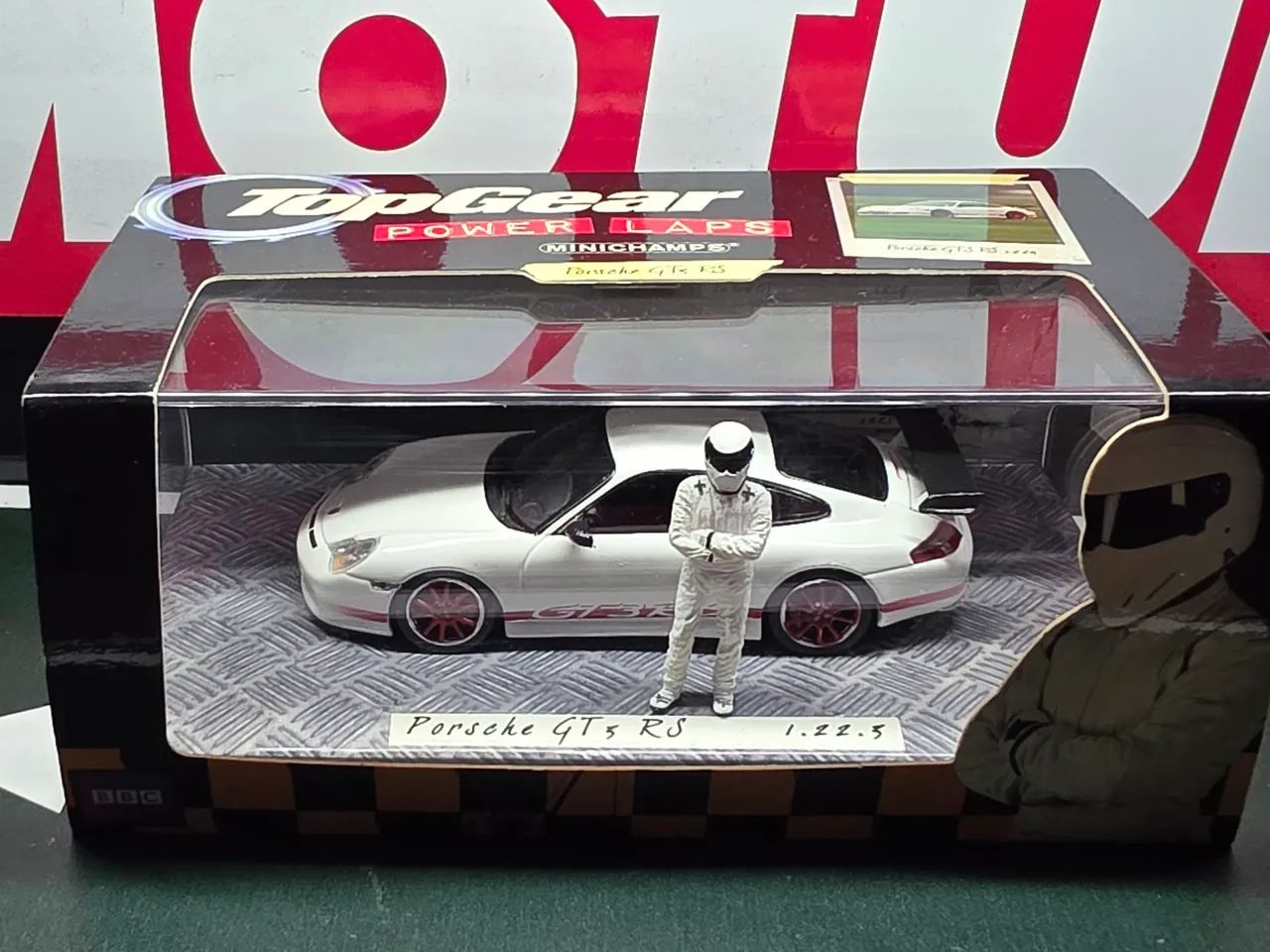 Miniatura 1:43 porsche gt3 rs top gear com boneco
