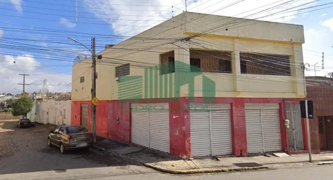 Prédio comercial no centro em Gravatá/PE