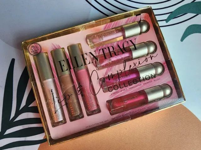 Conjunto Ellen Tracy para Lábios e Pele (4 Óleos Labiais, 1 Blush, 1 Bronzer, 1 Iluminador - Foto 2