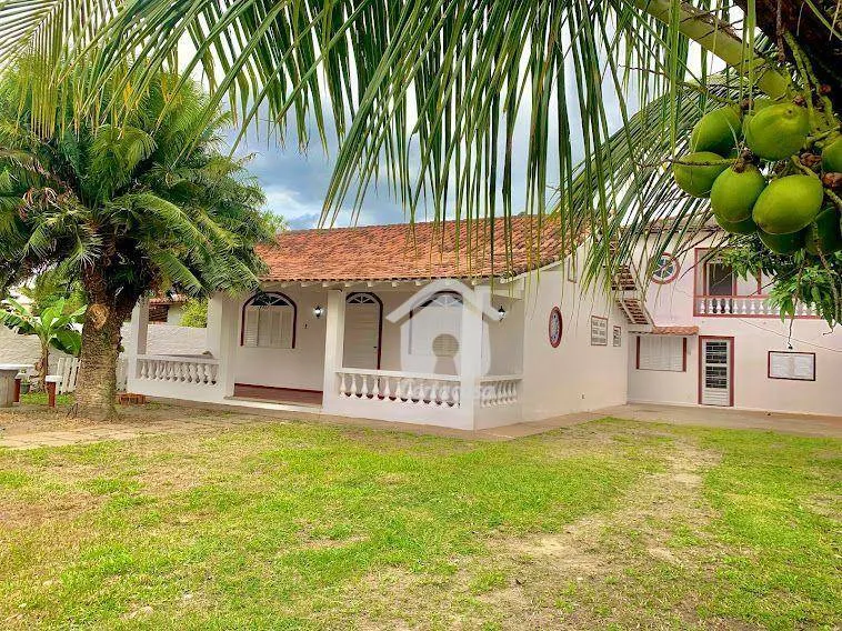 Casa com 4 dormitórios para alugar, 130 m² por R$ 3.085,66/mês - Balneário São Pedro - São