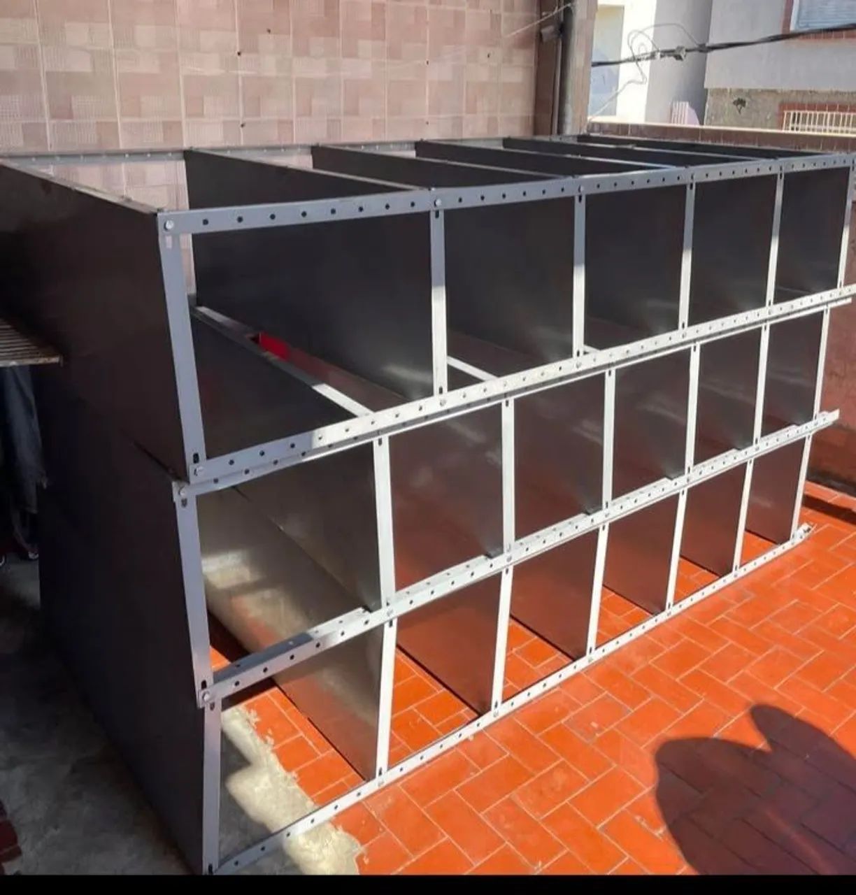 Prateleiras seminovas 