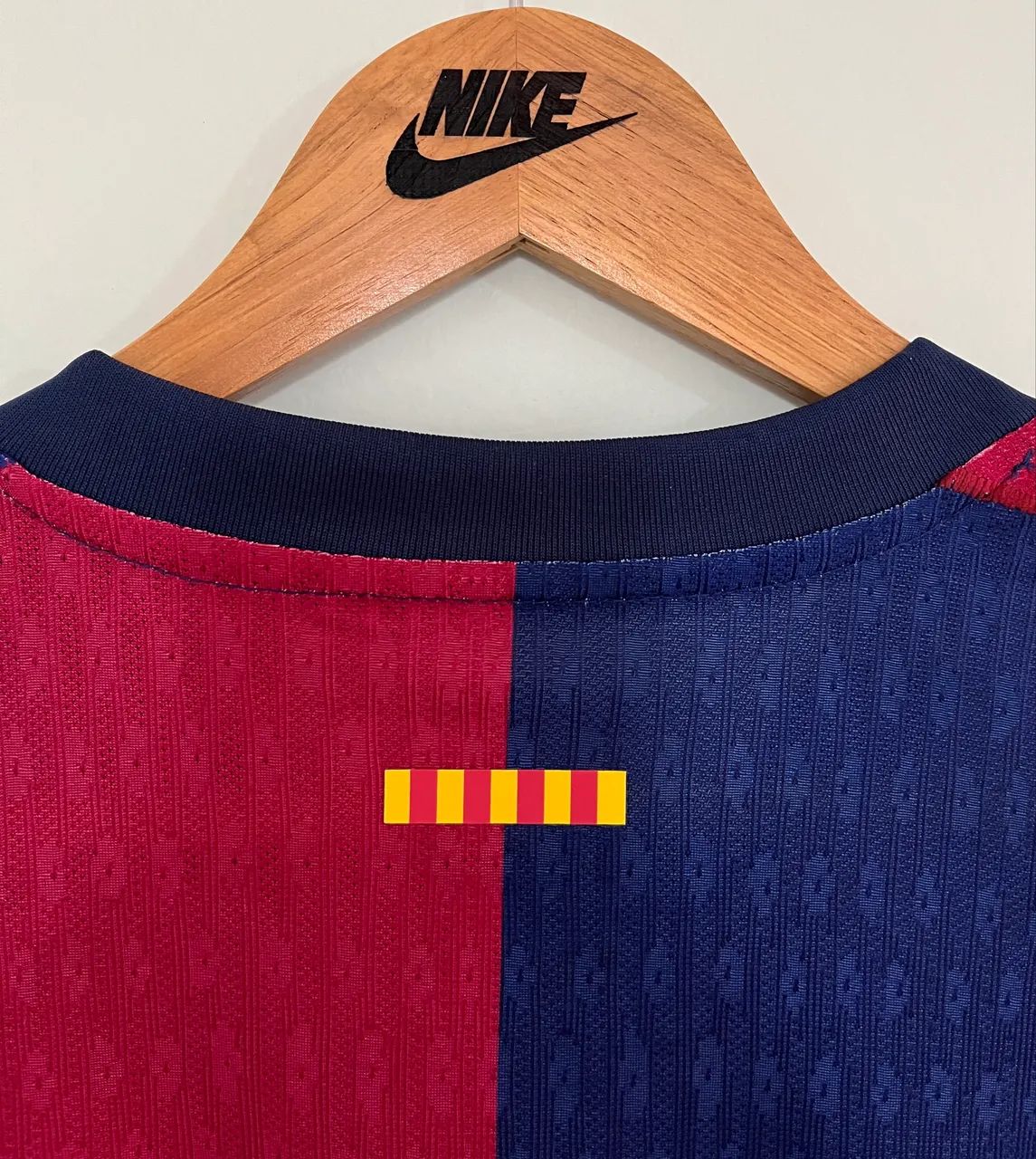 Camisa do Barcelona Especial Coldplay 2024/25 - Modelo Jogador - Foto 6