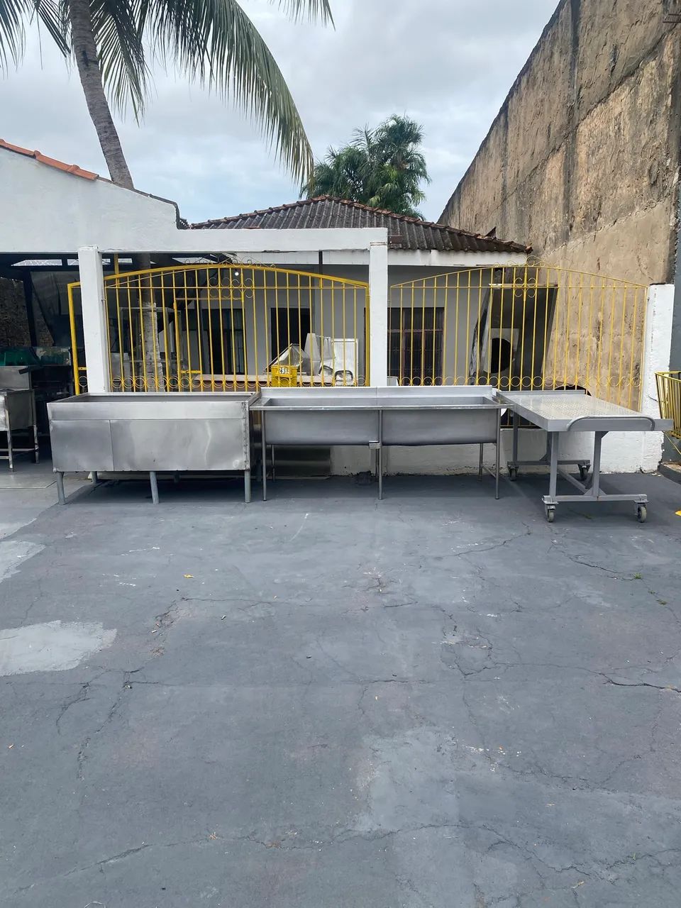 Industrial kitchen equipment (stainless steel)