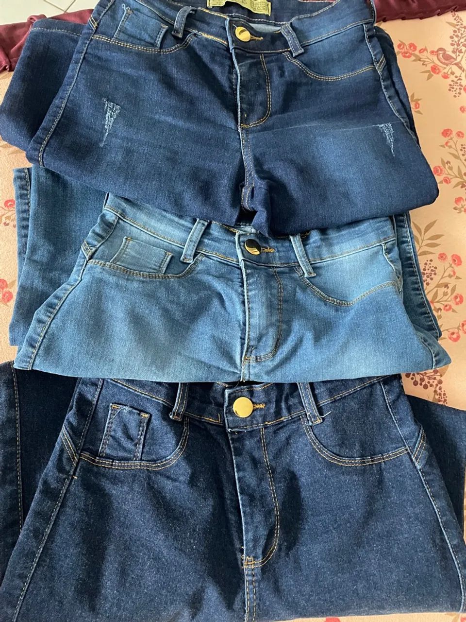 Calças Jeans e Verde Escuro - Foto 4