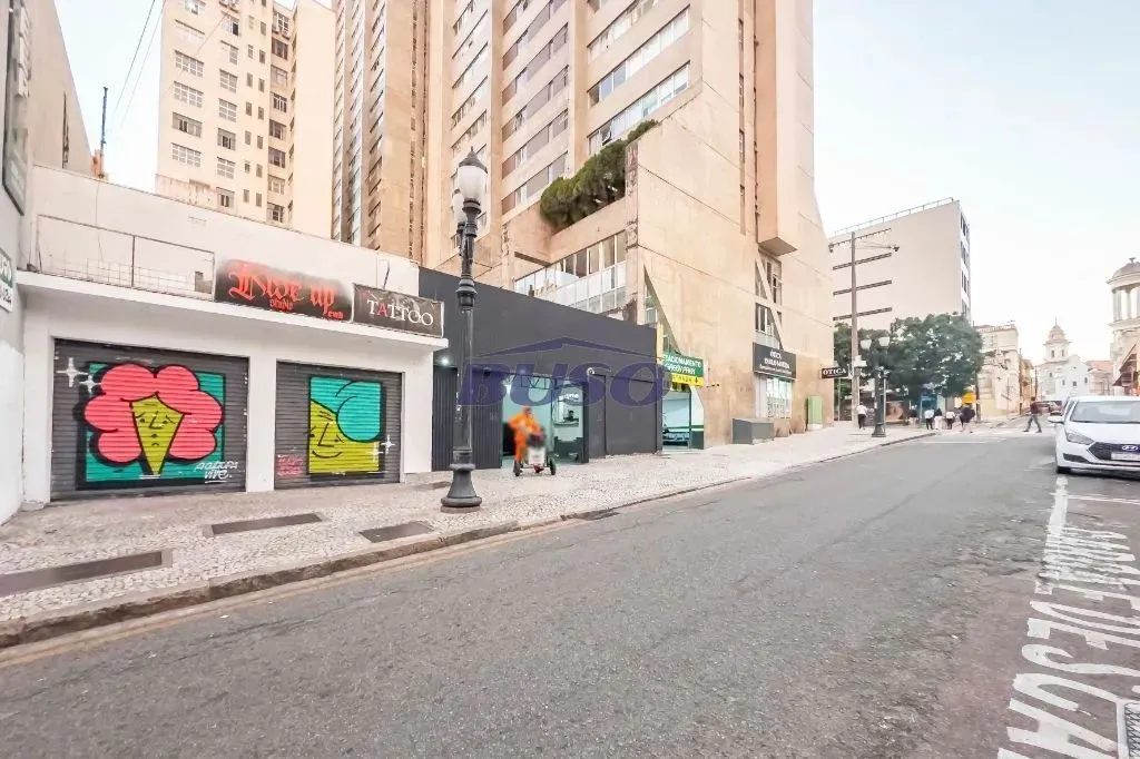 Locação de Comercial / Loja na cidade de Curitiba