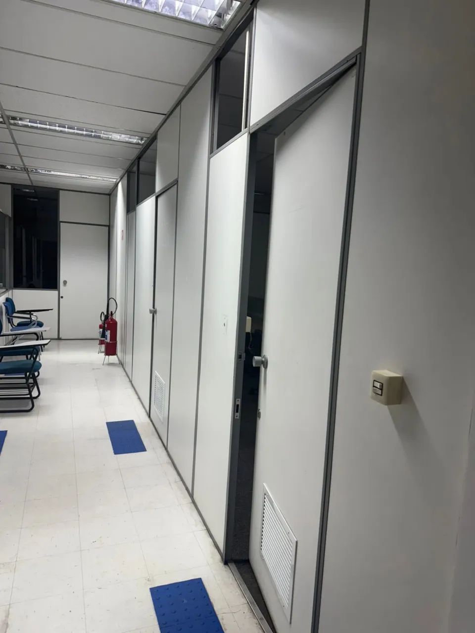 Compra e venda de divisórias Eucatex usadas  - Foto 5