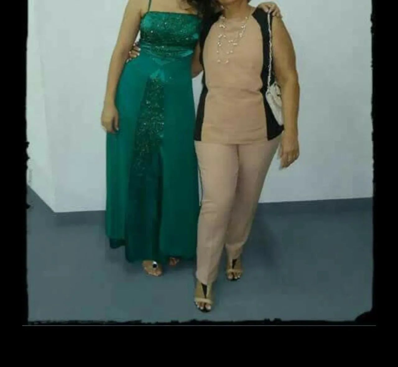 Vestido longo de Festa Verde com Brilho Bordado - Foto 5