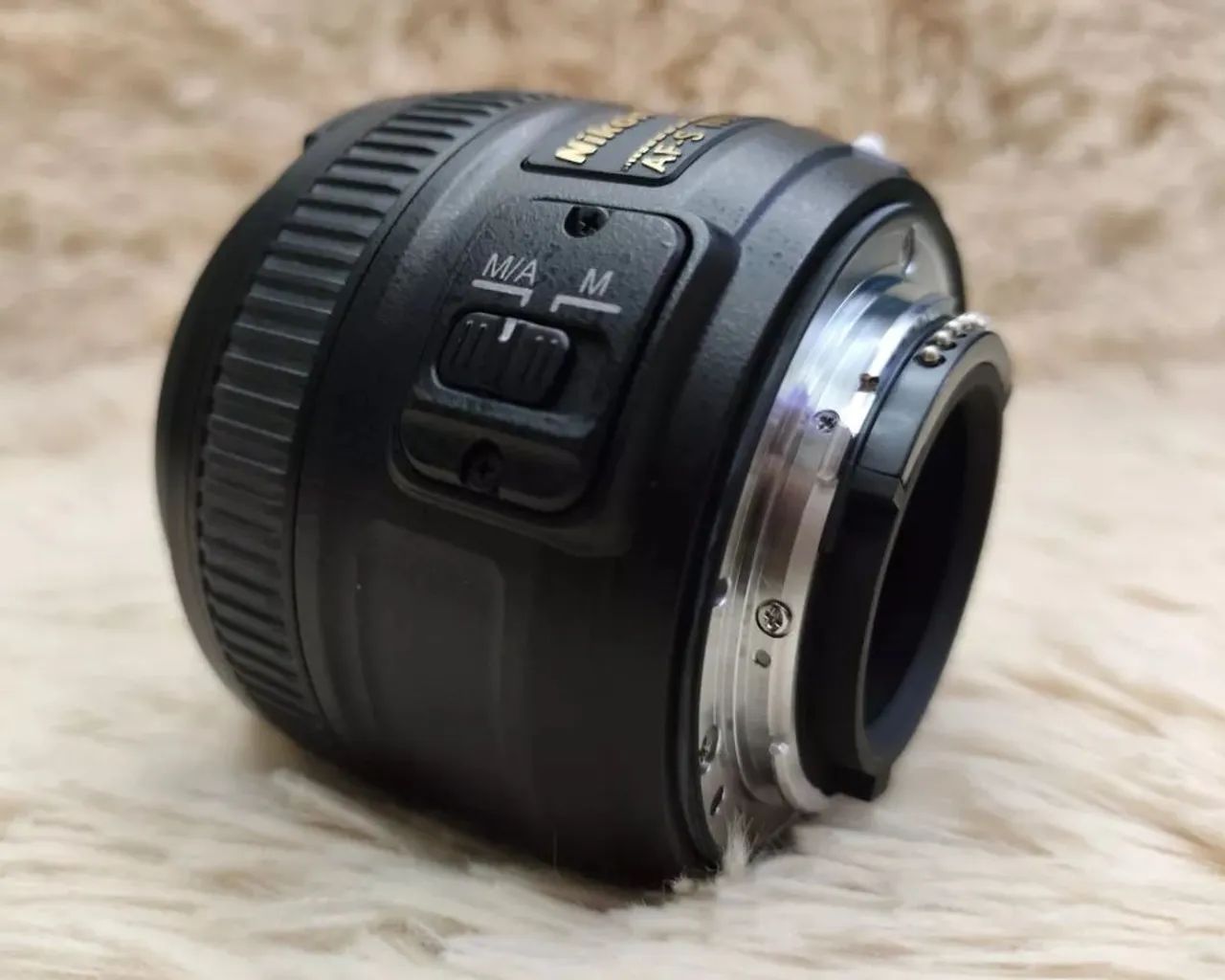 Lente Nikon AF-S Nikkor 50mm f/1.8G - Foto 4