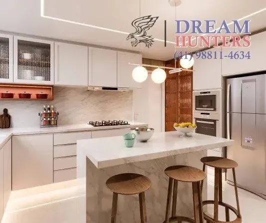 Apartamento de 120m² no bairro Ahú, com 3 quartos (1 suíte), 3 banheiros e 3 vagas de gara