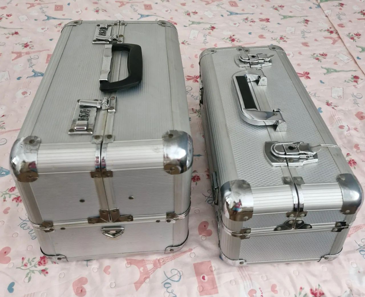 2 Maletas de make recheadas