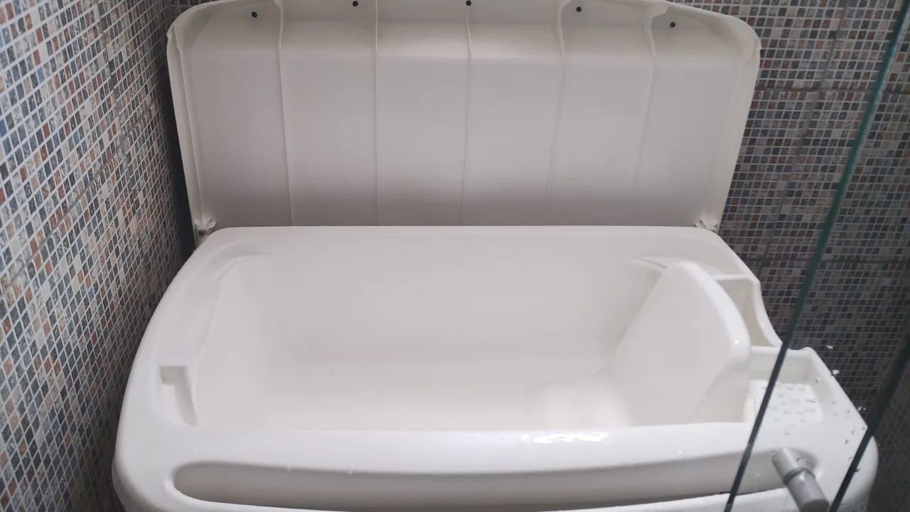 Vendo Banheira com Trocador Burigotto Splash - Peixinhos - Foto 2