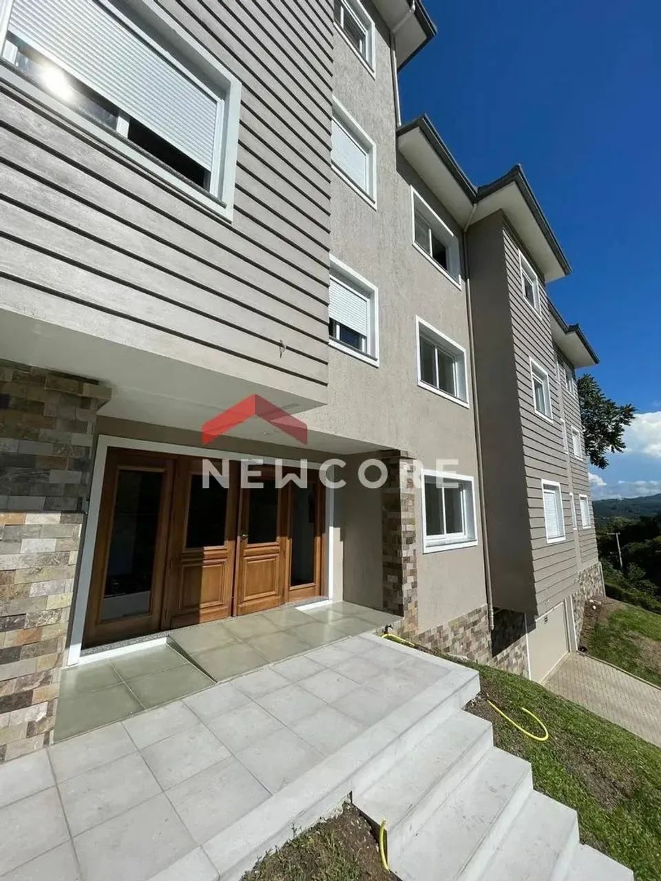 Apartamento em Est José Bergamo Filho - Várzea Grande - Gramado/RS - Foto 2