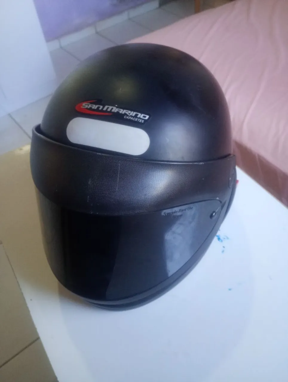 Capacete San Marino semi novo