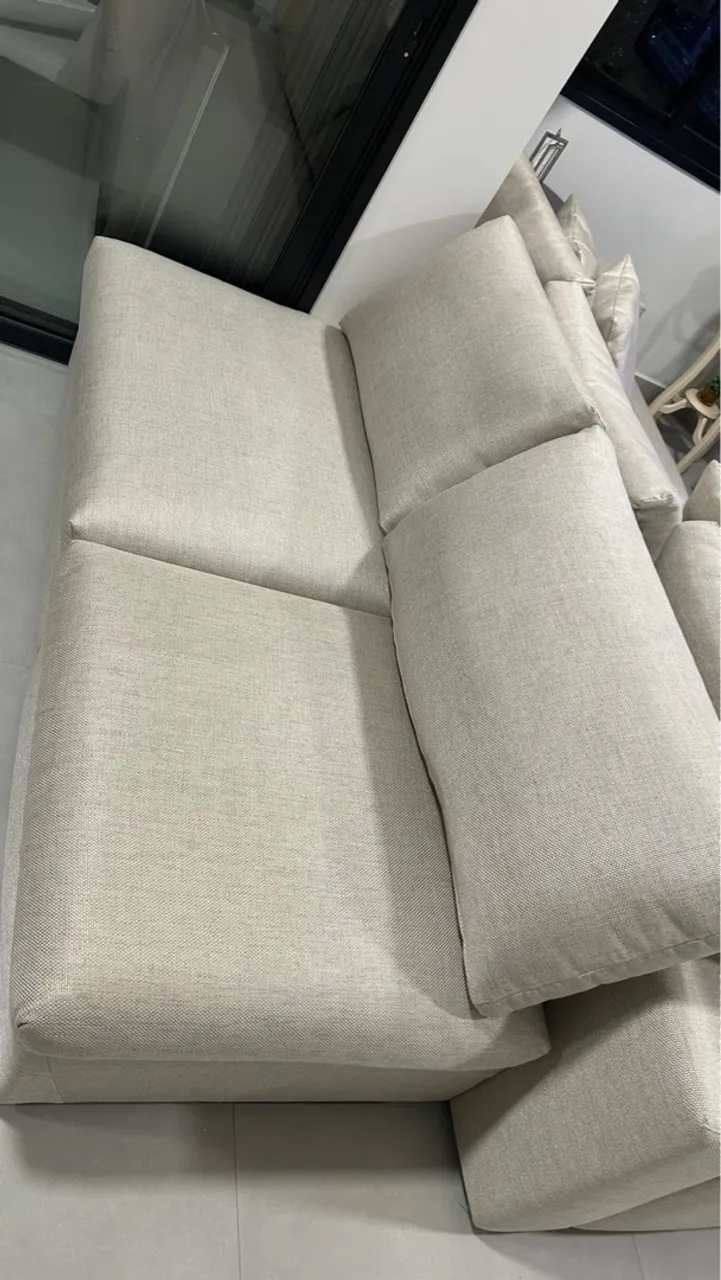 Sofá Modular Confortável e Moderno