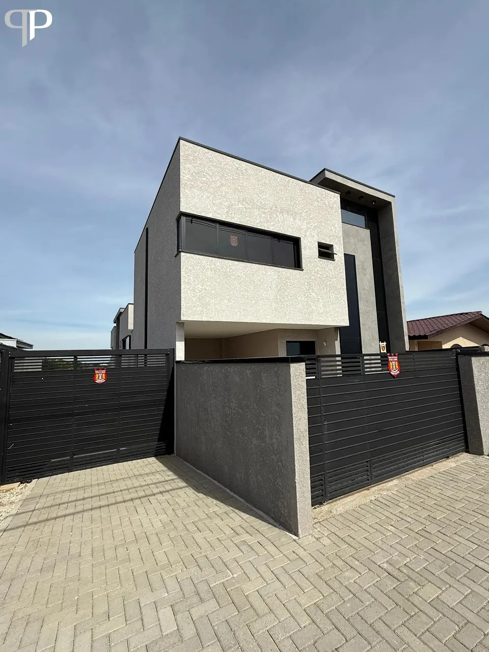 Sobrado com 3 dormitórios à venda, 145 m por R 849.999,00 - Bacacheri - Curitiba PR