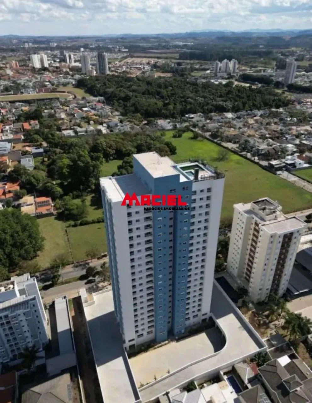 2 dormitórios Villa Branca - Apartamento novo, andar alto