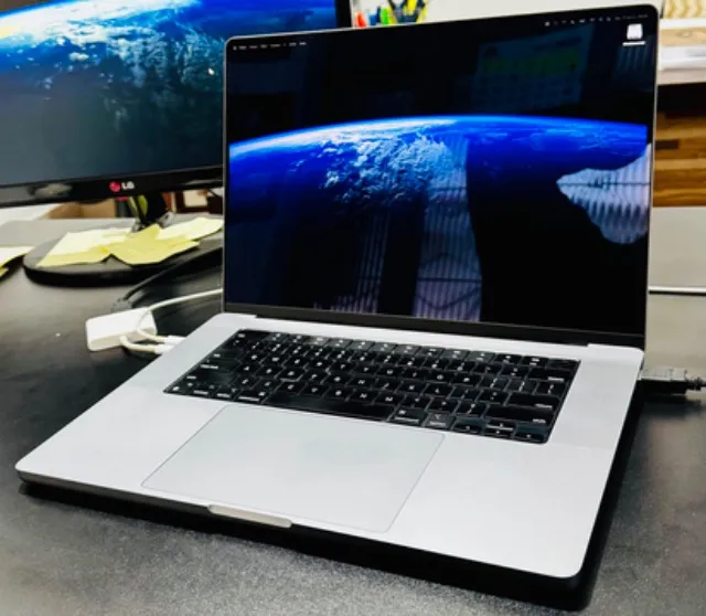 MacBook Pro 16" 2023 M2 MAX PRO