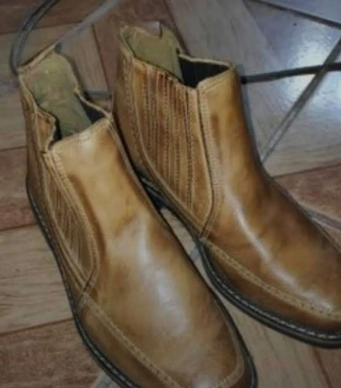 Bota em couro