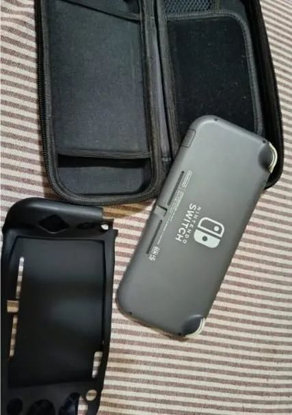 Nintendo switch lite completo - Foto 2