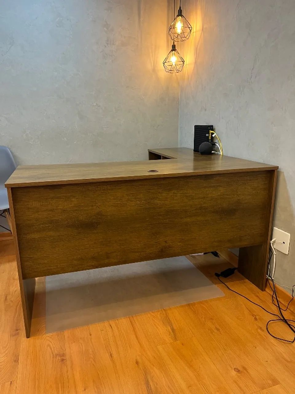 Mesa de trabalho em L - Foto 3